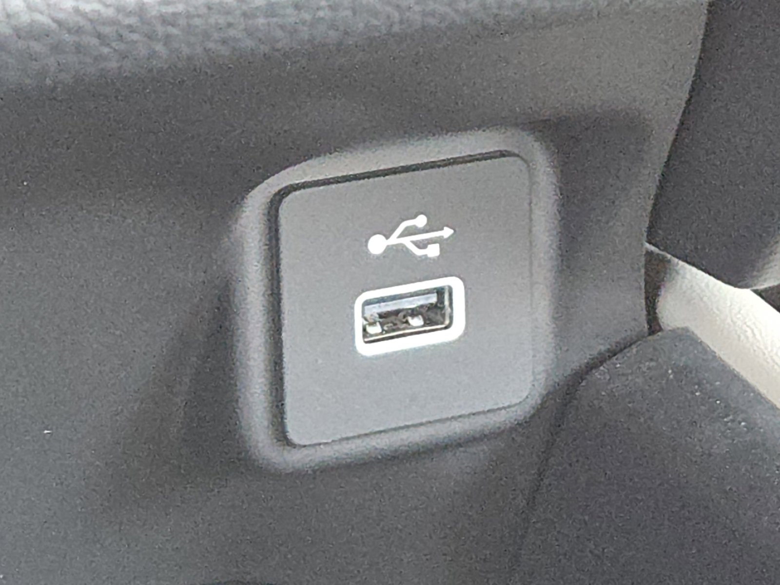 Used 2024 Honda HR-V LX image 27