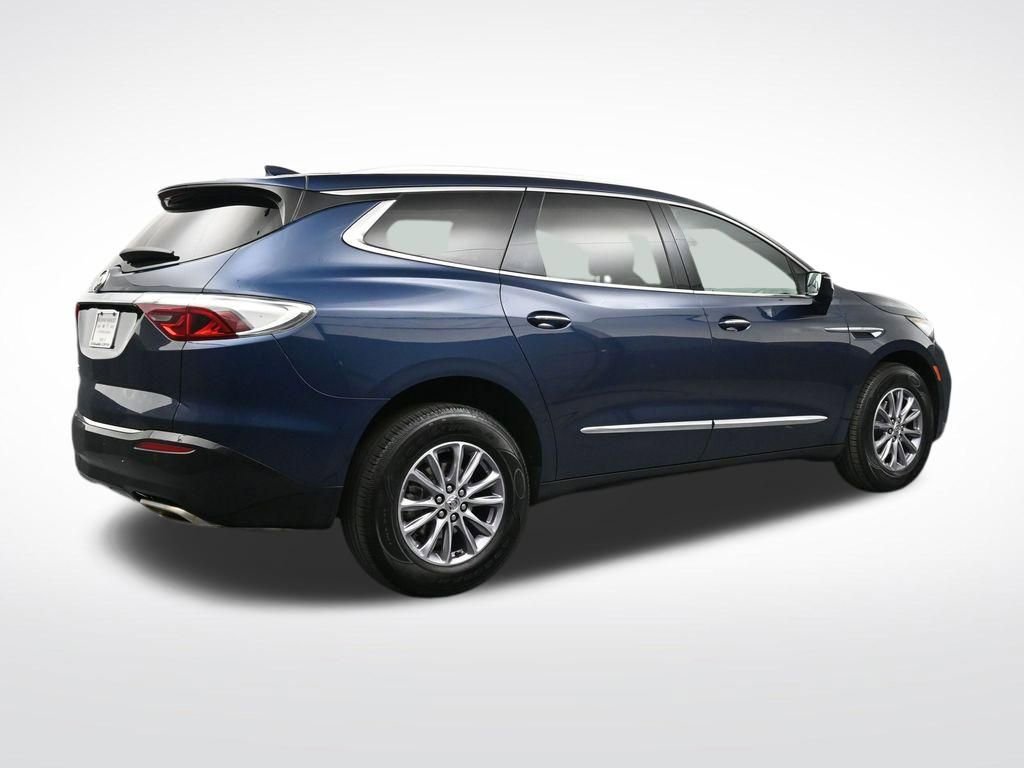 Used 2024 Buick Enclave Essence AWD/4WD image 5