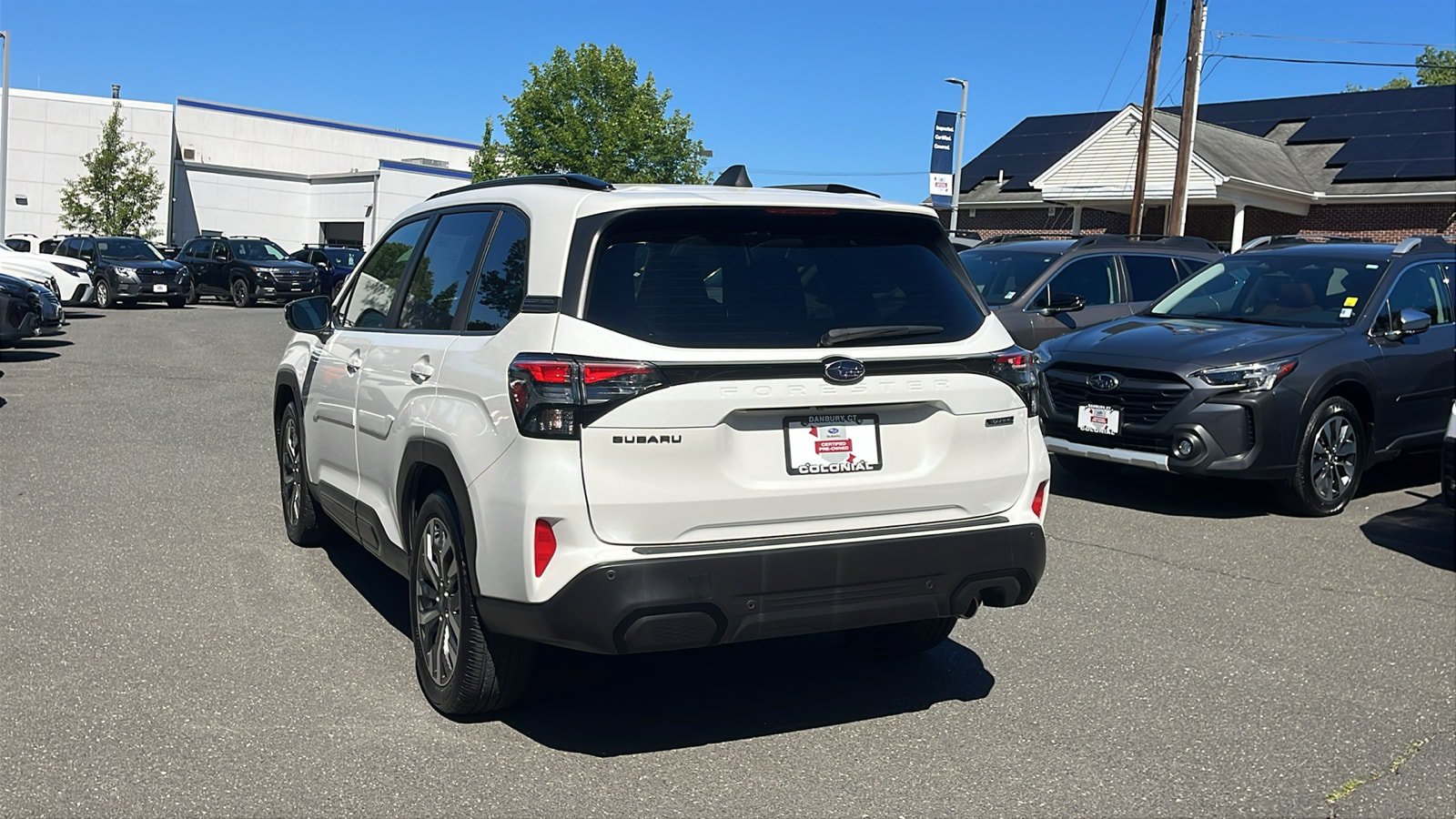 Certified 2025 Subaru Forester Touring AWD/4WD image 8