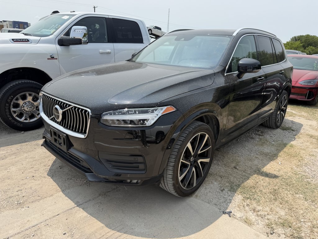 Used 2021 Volvo XC90 T6 Momentum w/ Climate Package