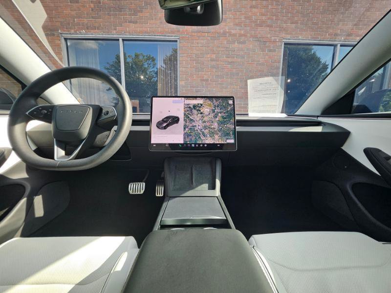 Used 2024 Tesla Model 3 Performance AWD/4WD image 41