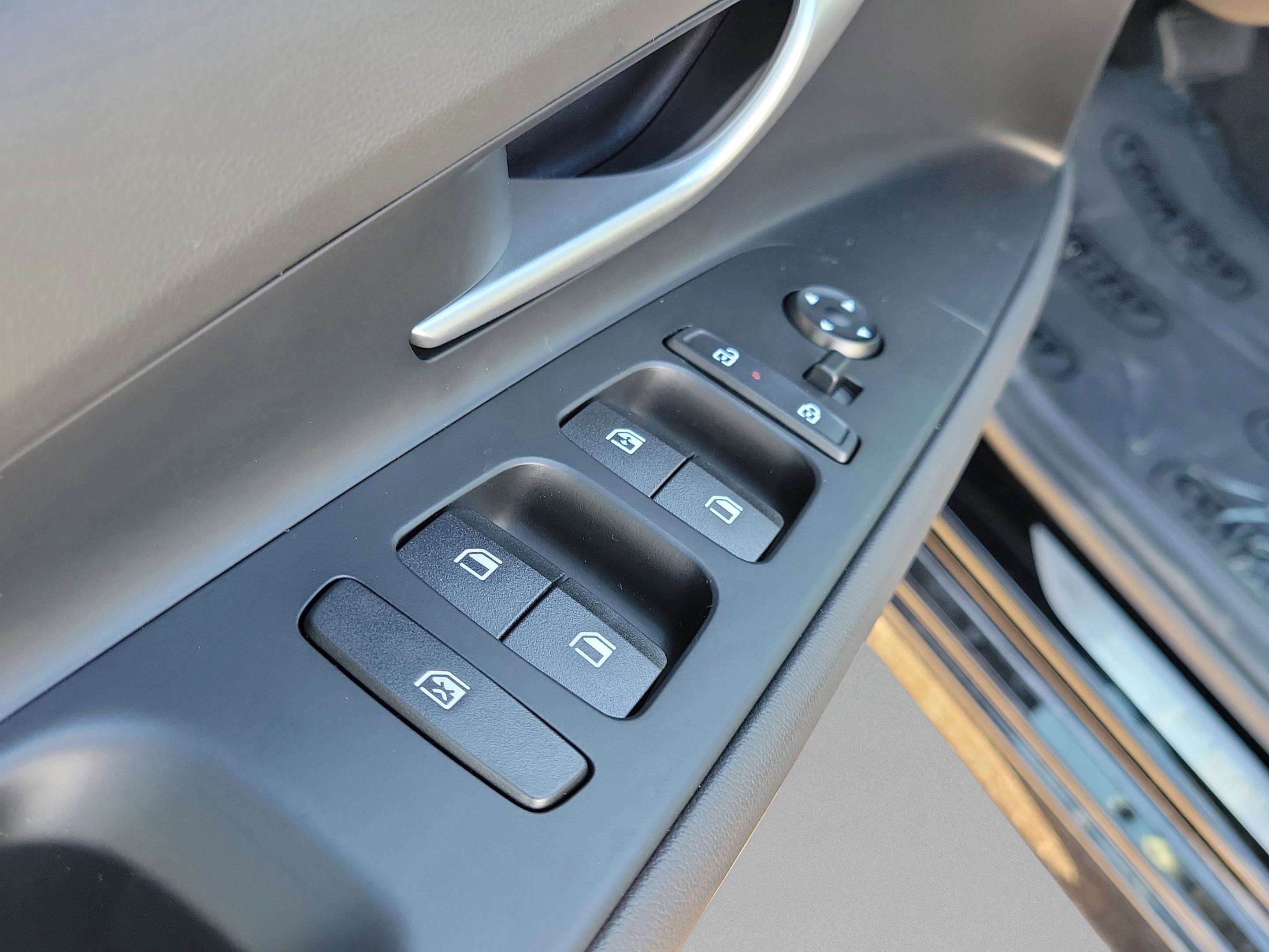 New 2026 Hyundai Elantra Blue image 20