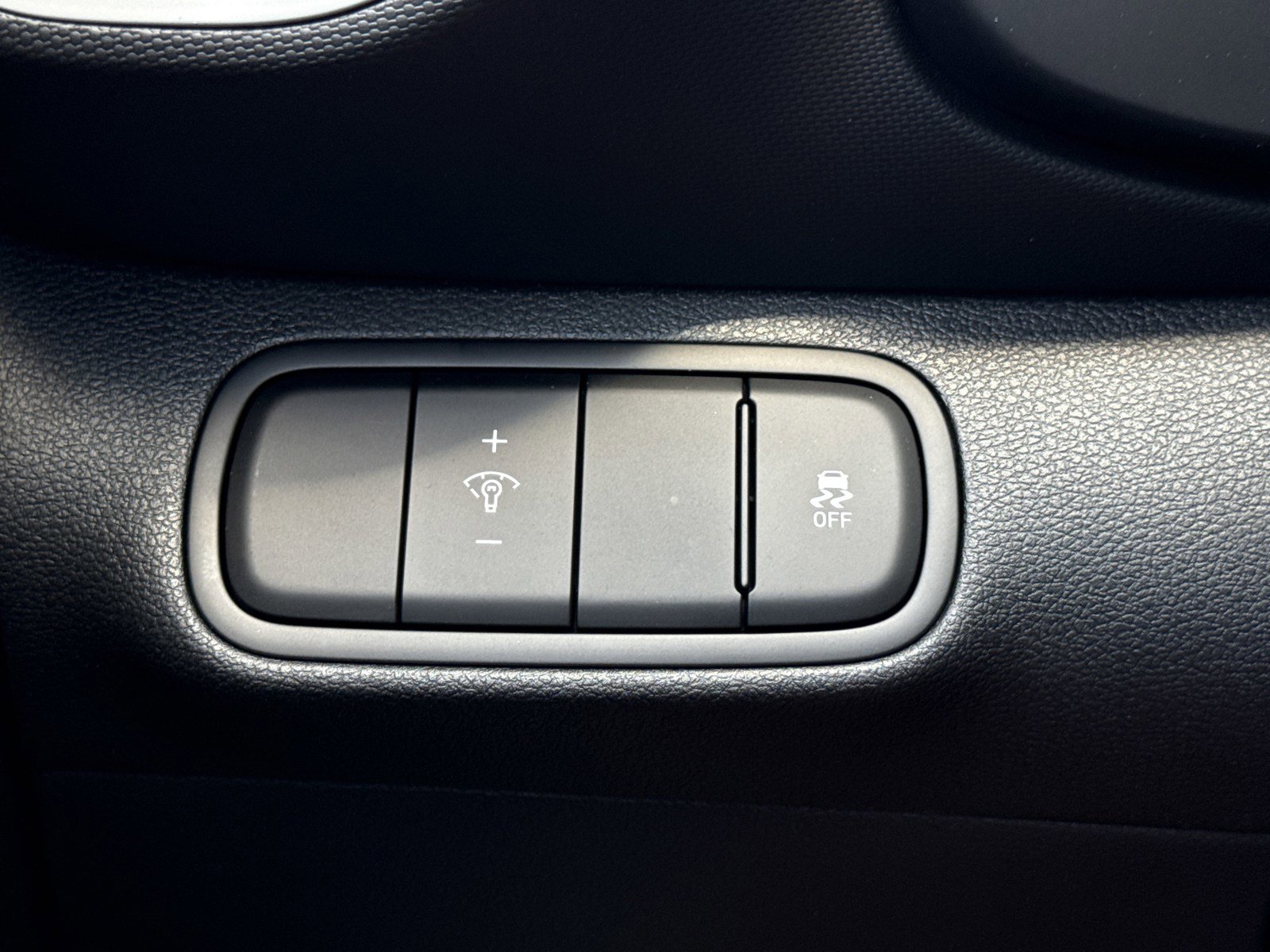 New 2026 Hyundai Venue SEL image 17