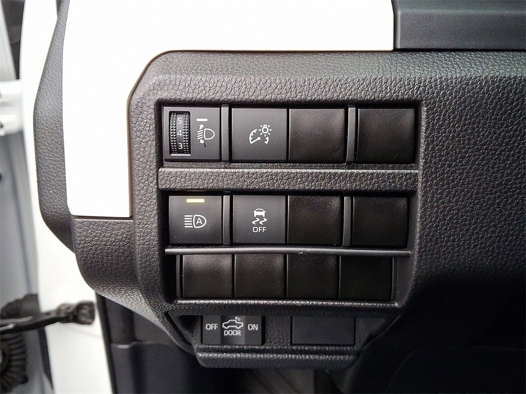 Used 2024 Toyota Tacoma TRD Off-Road image 25