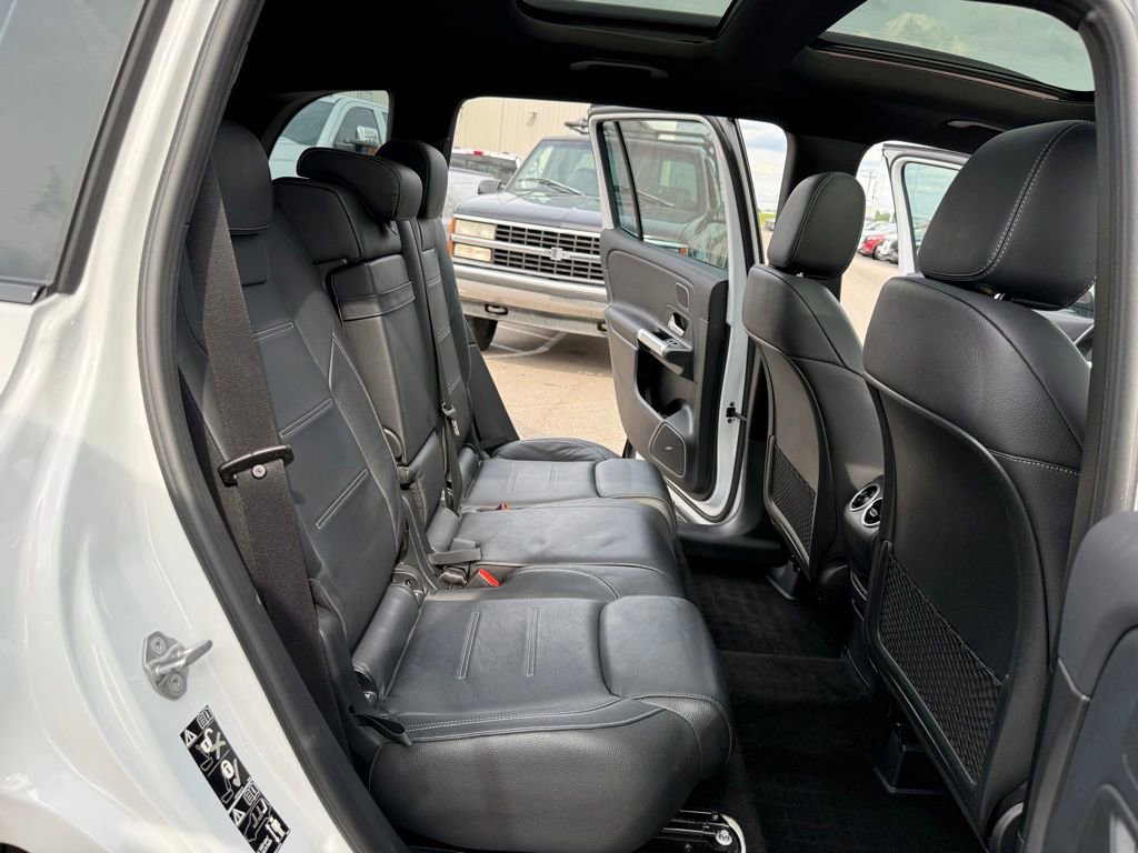 Used 2021 Mercedes-Benz GLB 35 AMG 4MATIC image 20