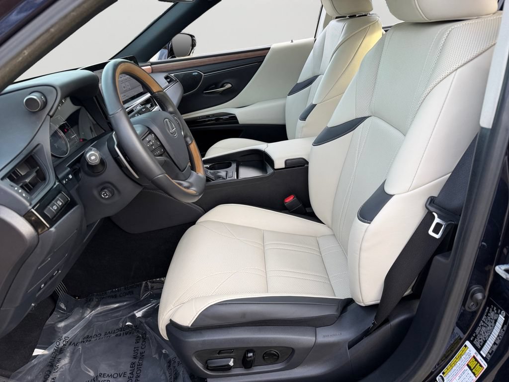 Certified 2025 Lexus ES 350 Ultra Luxury FWD image 15