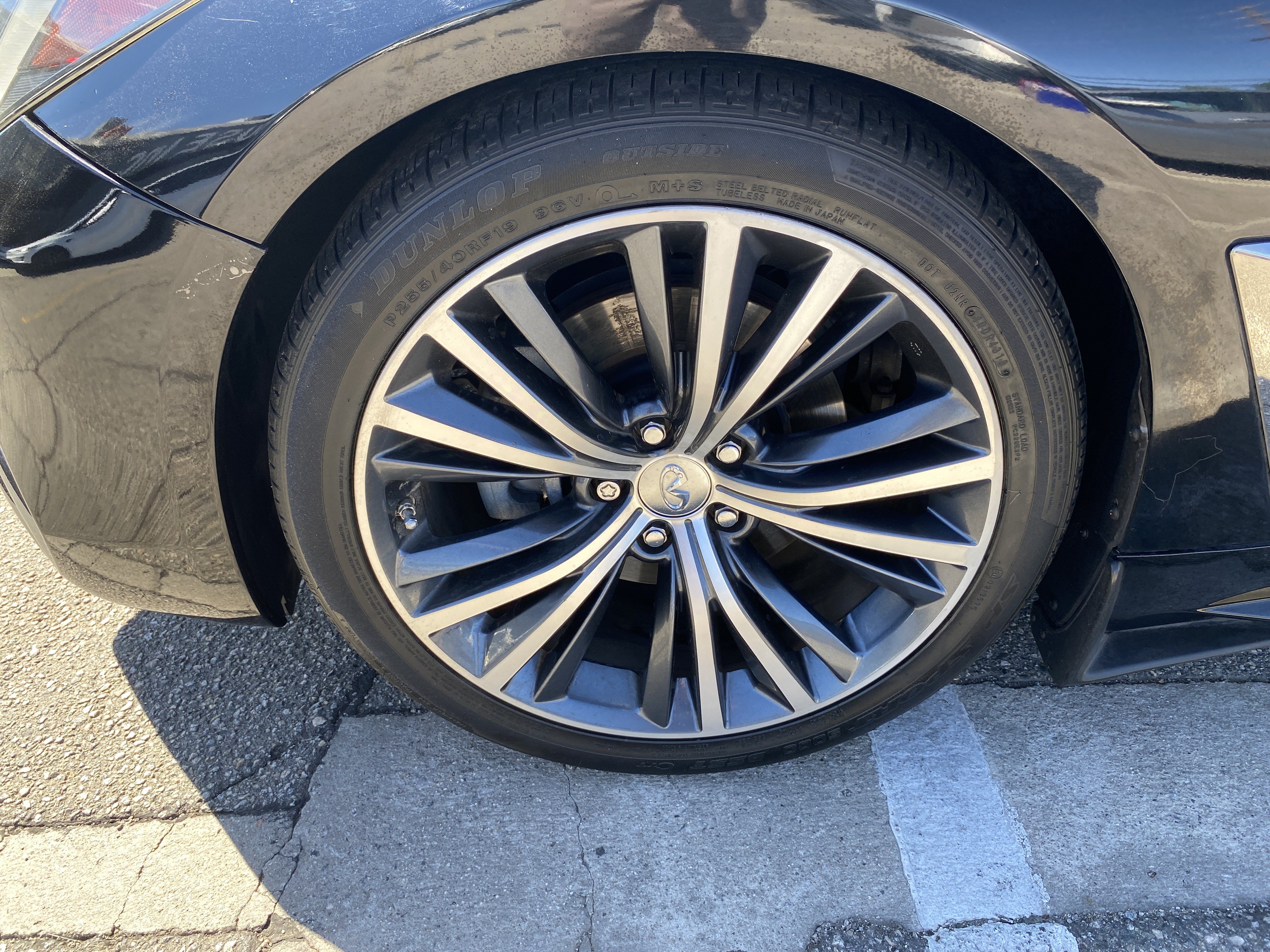 Used 2019 INFINITI Q60 3.0t Luxe RWD image 11