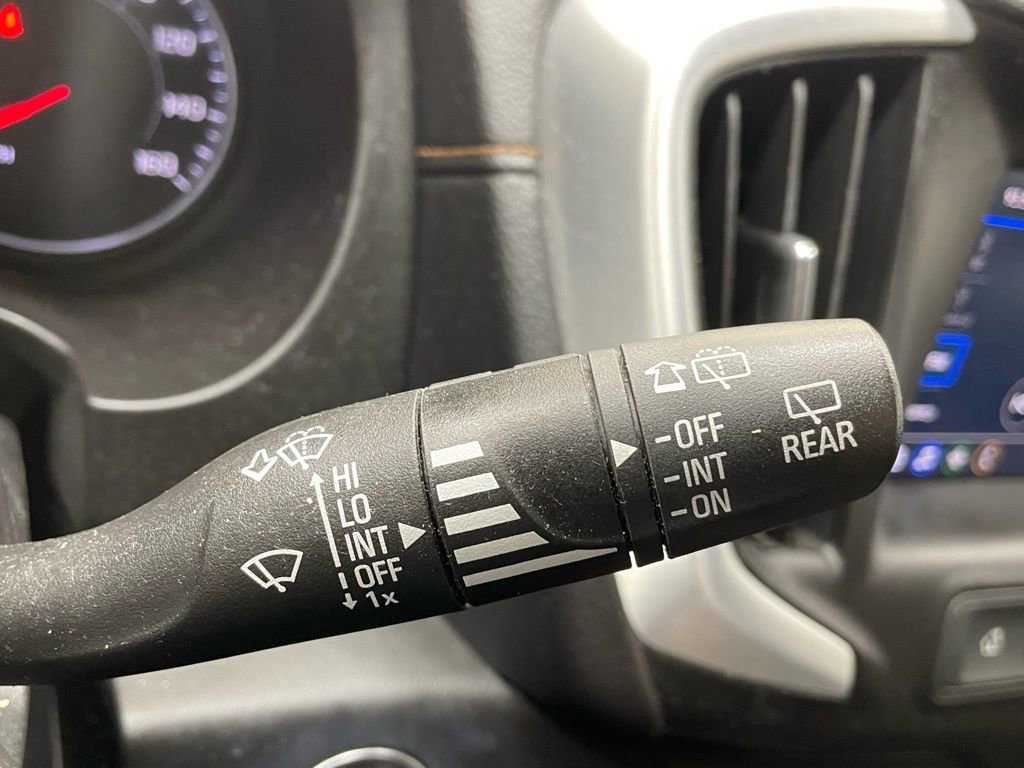 Used 2021 GMC Terrain SLE w/ Elevation Edition image 23