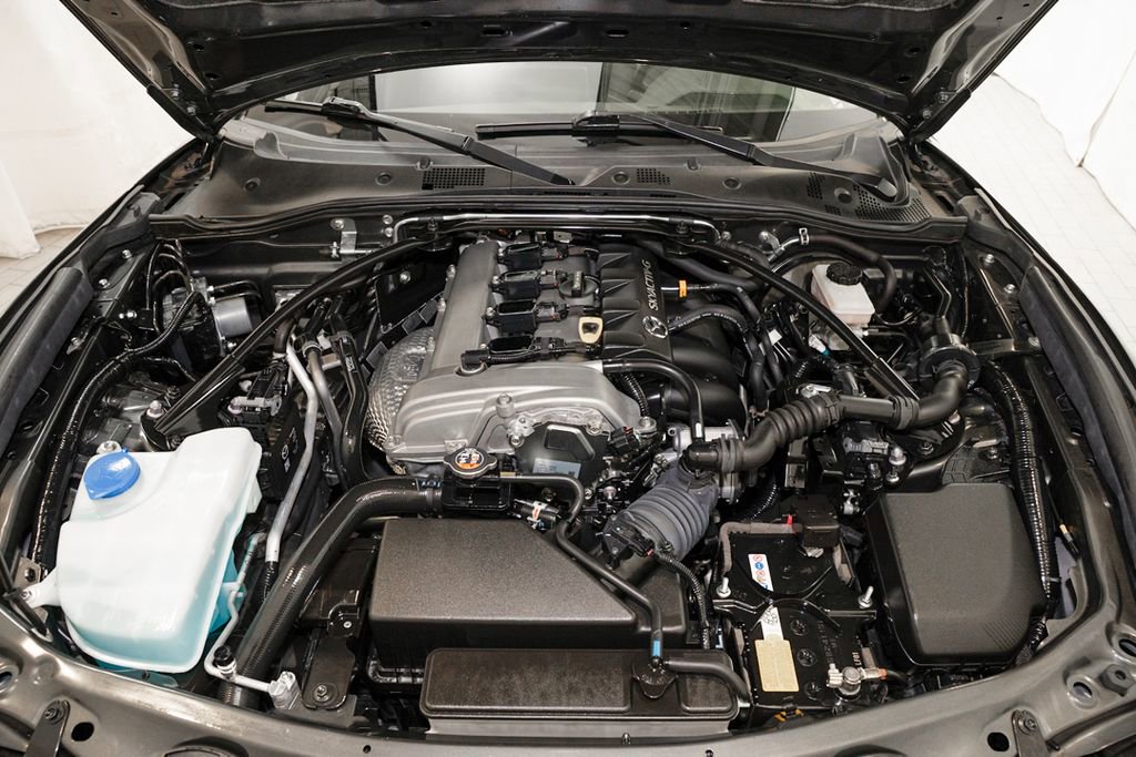 Used 2022 MAZDA MX-5 Miata Grand Touring RWD image 22