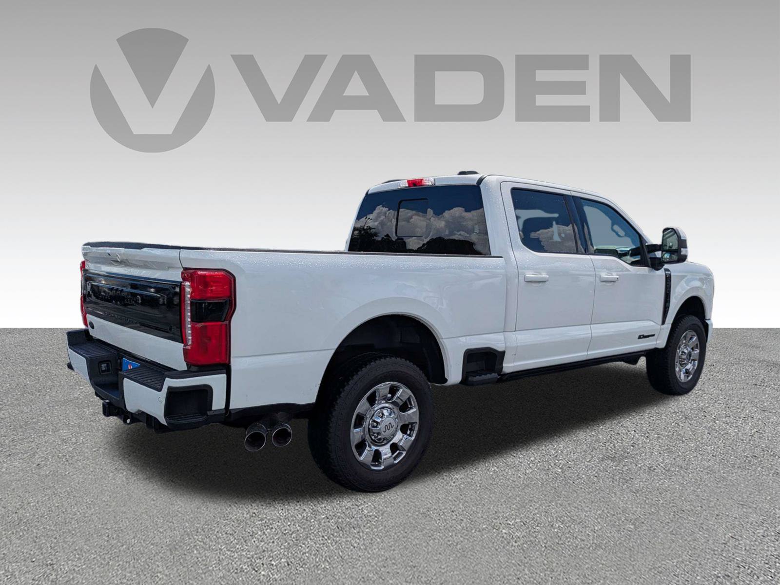 Used 2025 Ford F250 King Ranch w/ Chrome Package AWD/4WD image 25