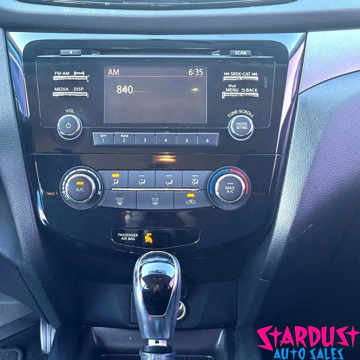Used 2018 Nissan Rogue Sport S w/ S Appearance Package FWD image 12