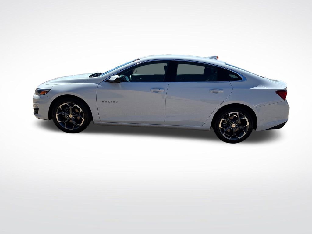 Used 2024 Chevrolet Malibu LT FWD image 3