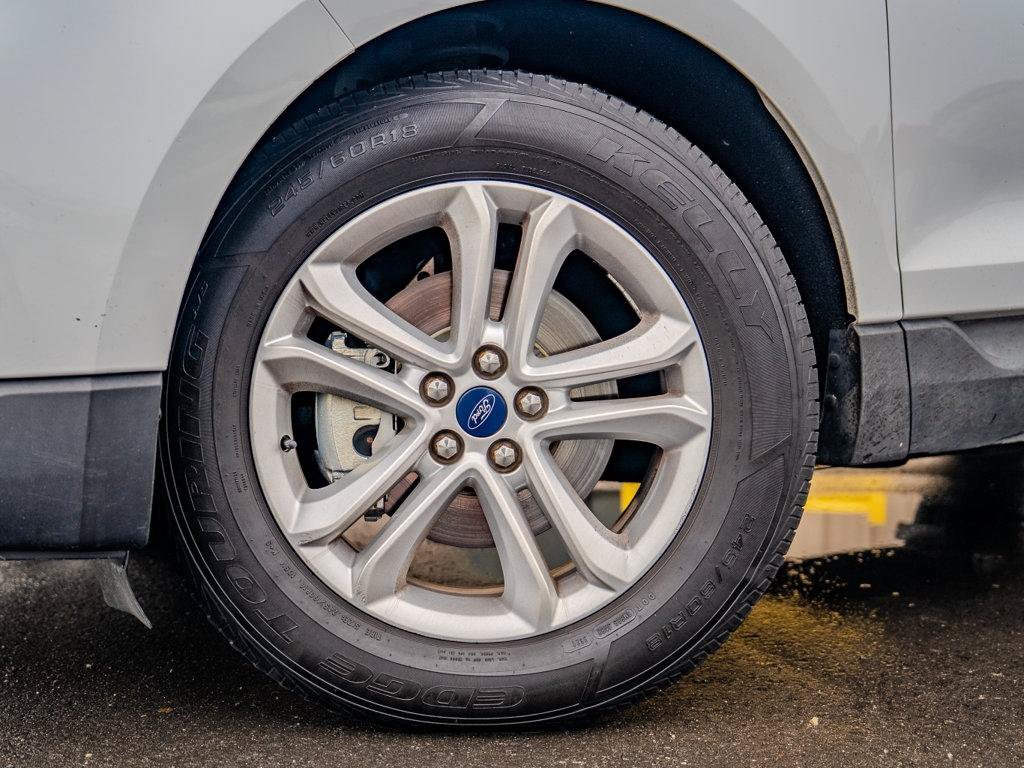 Used 2019 Ford Edge SEL w/ Equipment Group 201A FWD image 9