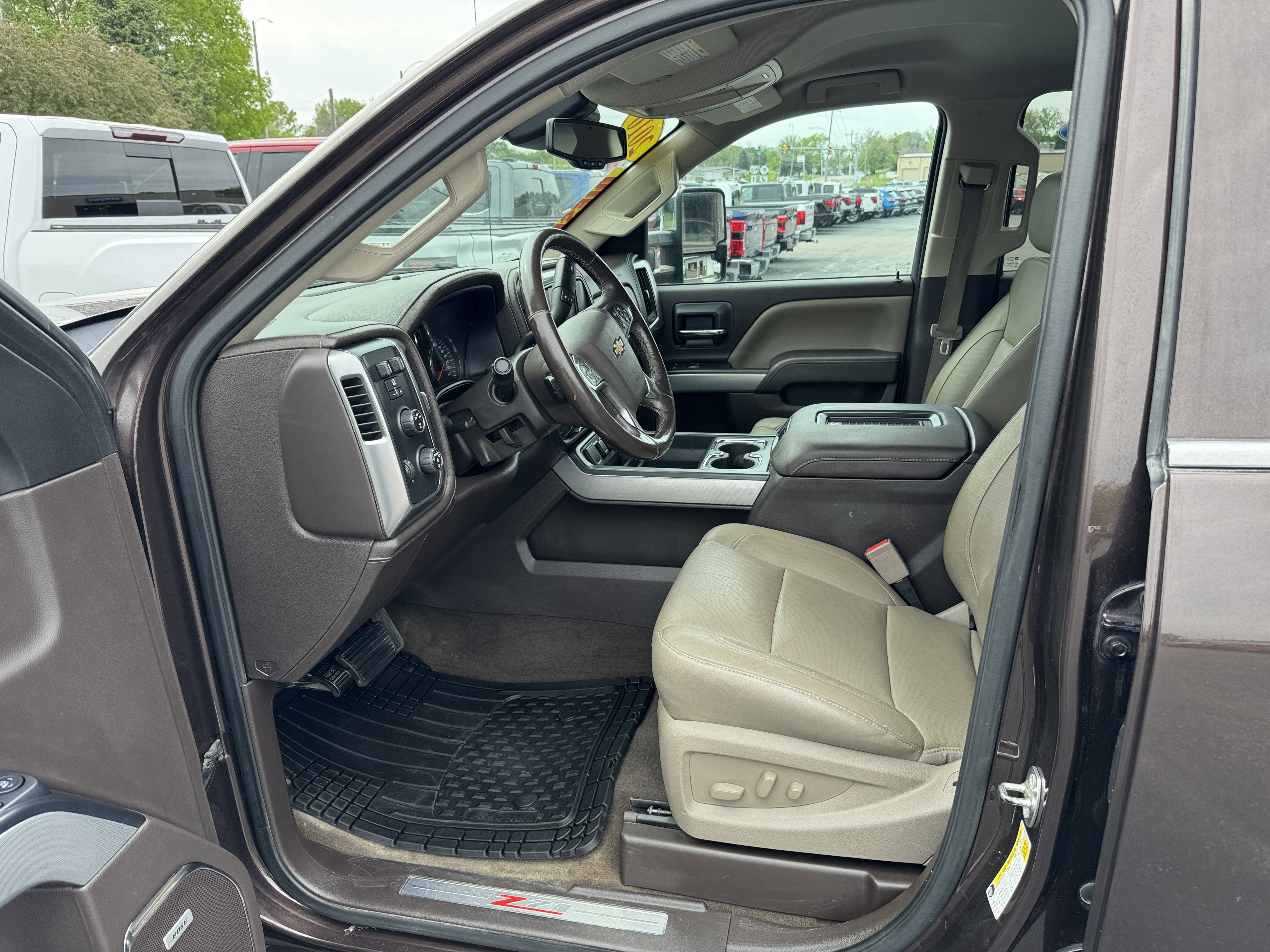 Used 2016 Chevrolet Silverado 2500 LTZ w/ Duramax Plus Package AWD/4WD image 8