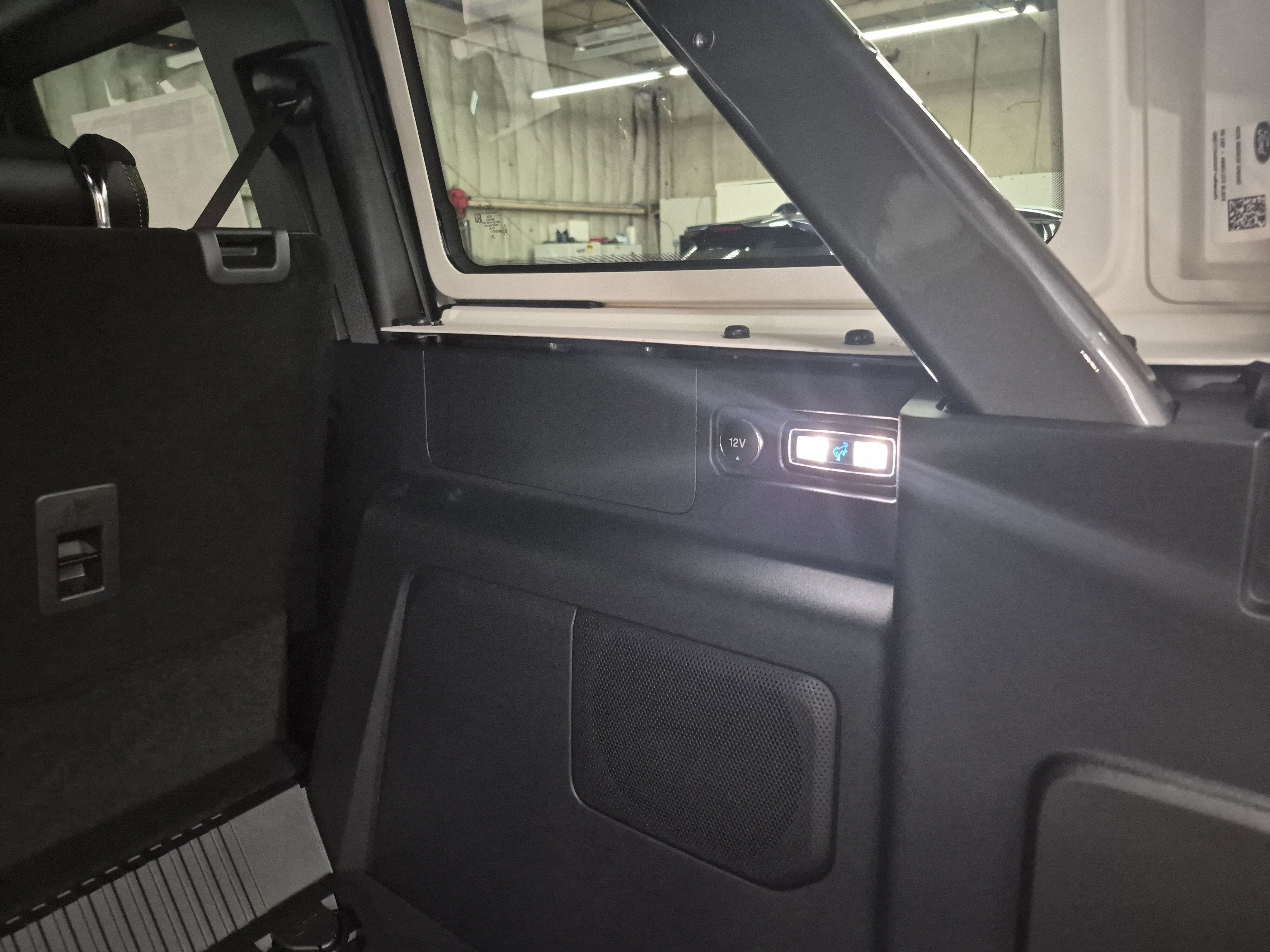 New 2025 Ford Bronco Badlands image 17