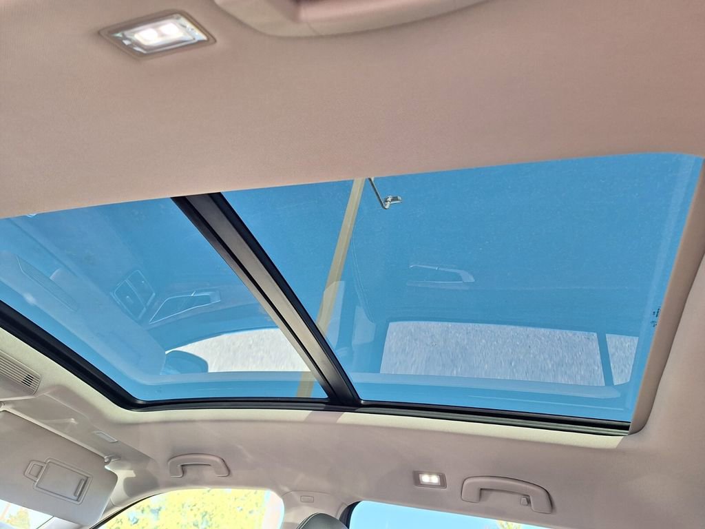 New 2026 Volkswagen Atlas SE image 10