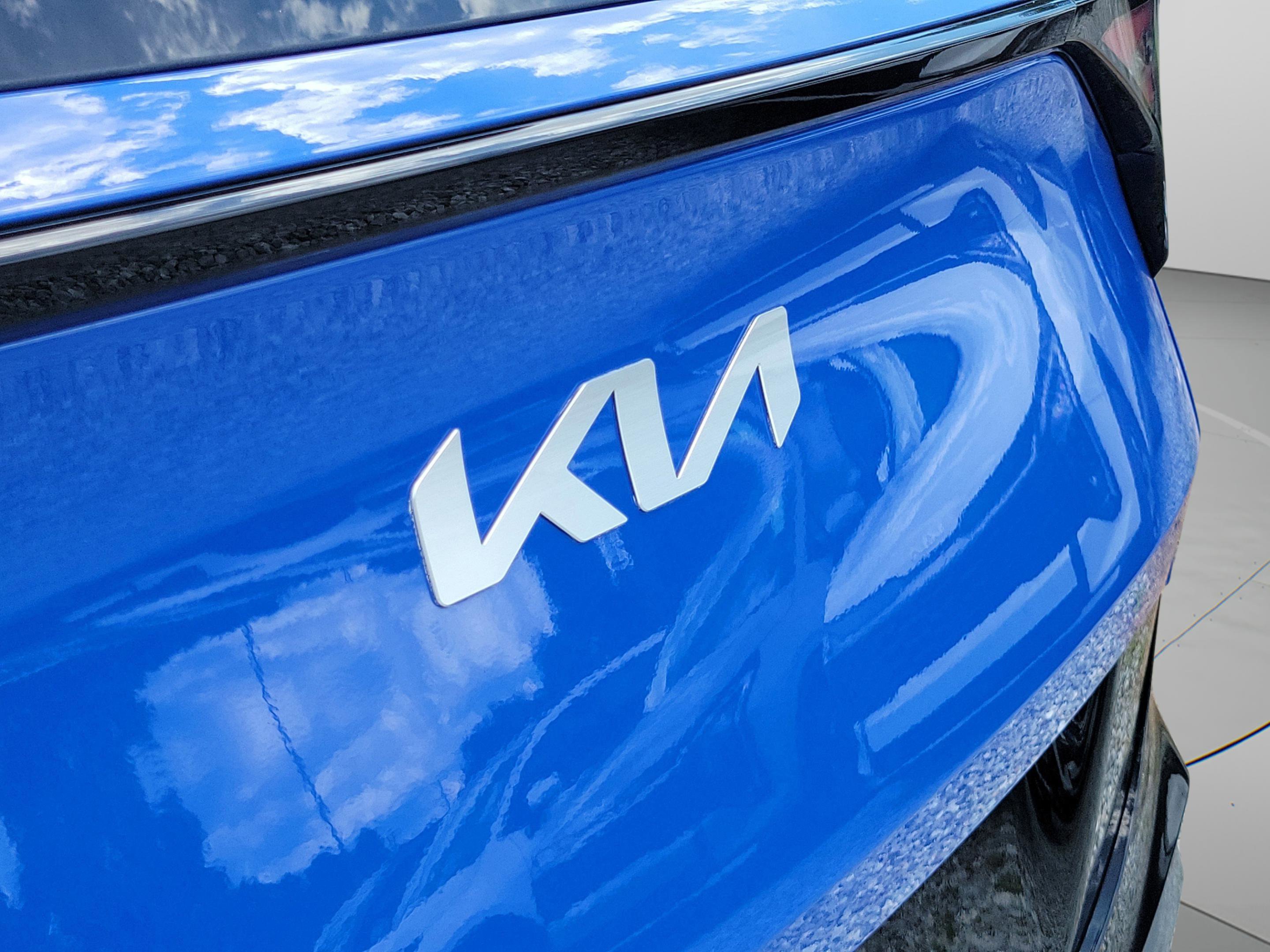 New 2026 Kia Sportage SX image 8