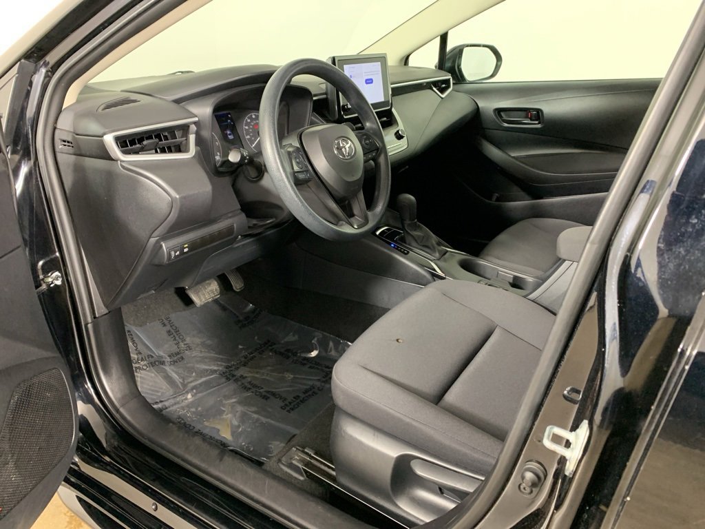 Used 2024 Toyota Corolla LE image 28