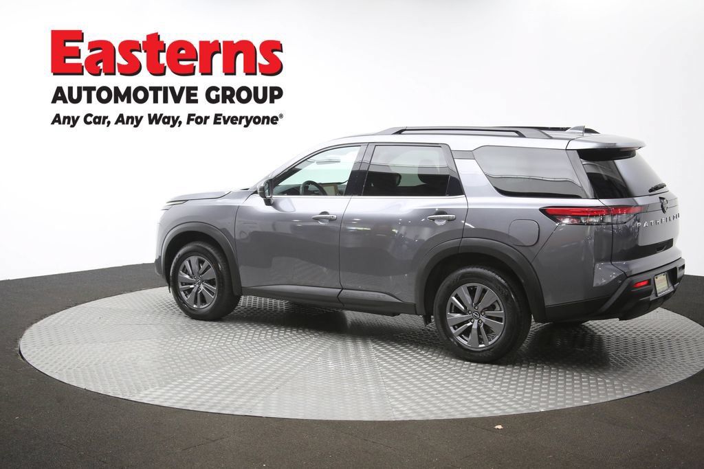 Used 2025 Nissan Pathfinder SV FWD image 63