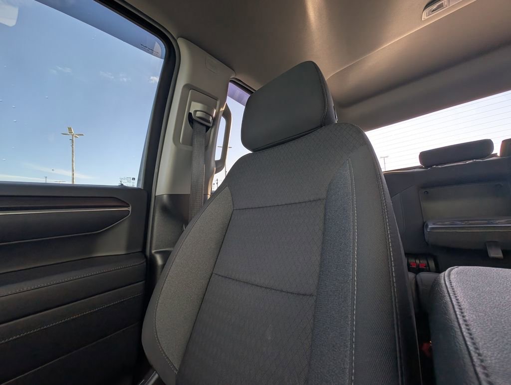 Used 2023 GMC Sierra 1500 Elevation image 13