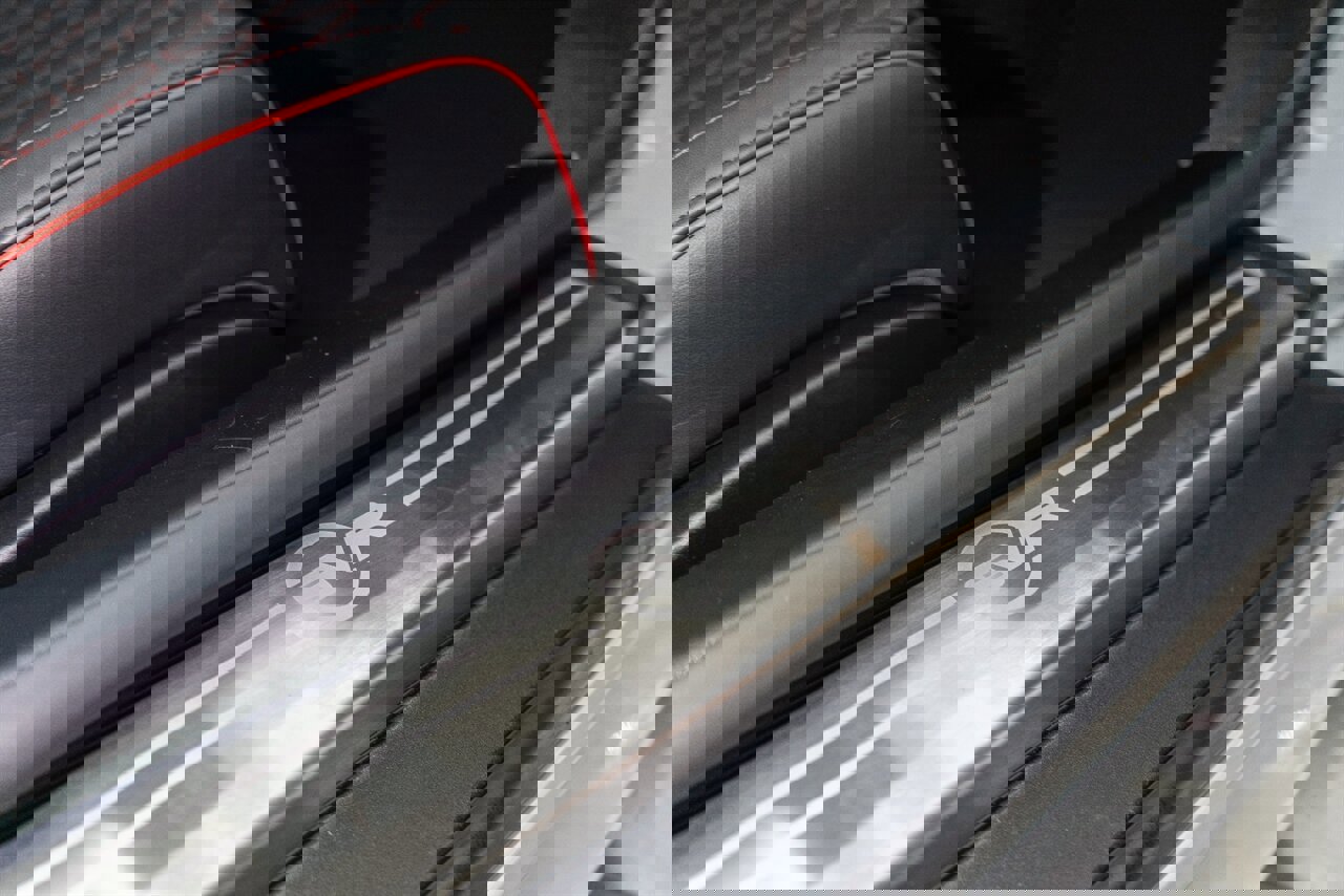 Used 2020 Jaguar F-TYPE SVR image 54