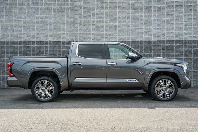 Used 2024 Toyota Tundra Capstone AWD/4WD image 7