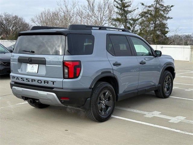 Certified 2026 Honda Passport RTL image 3