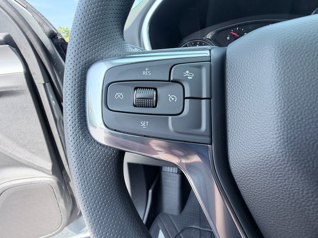 New 2026 Chevrolet Blazer LT w/ Midnight/Sport Edition FWD image 13
