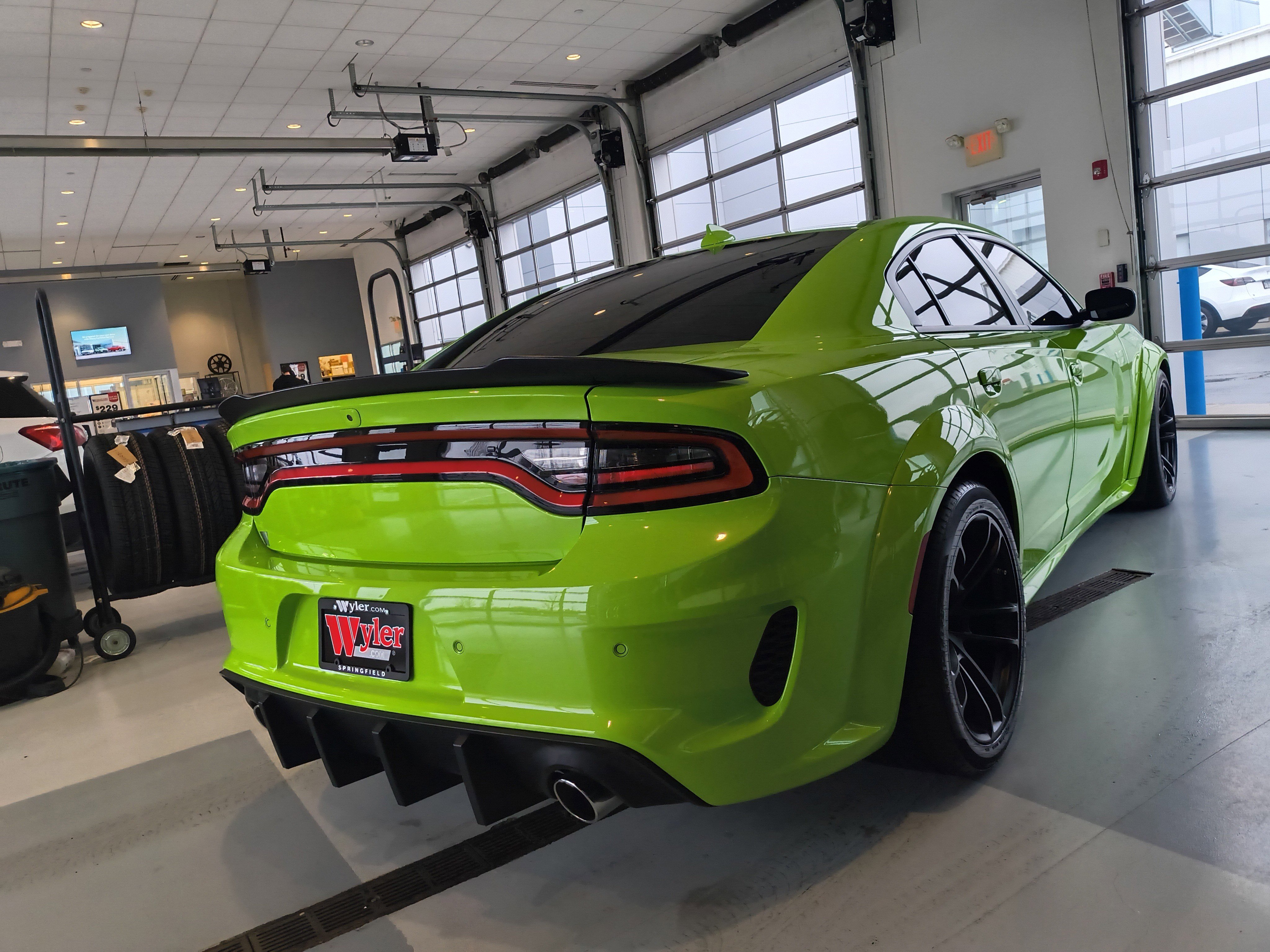 Used 2023 Dodge Charger Scat Pack image 4
