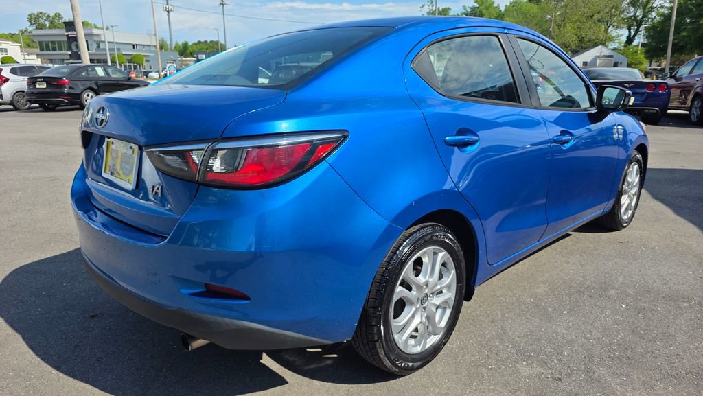 Used 2016 Scion iA image 5