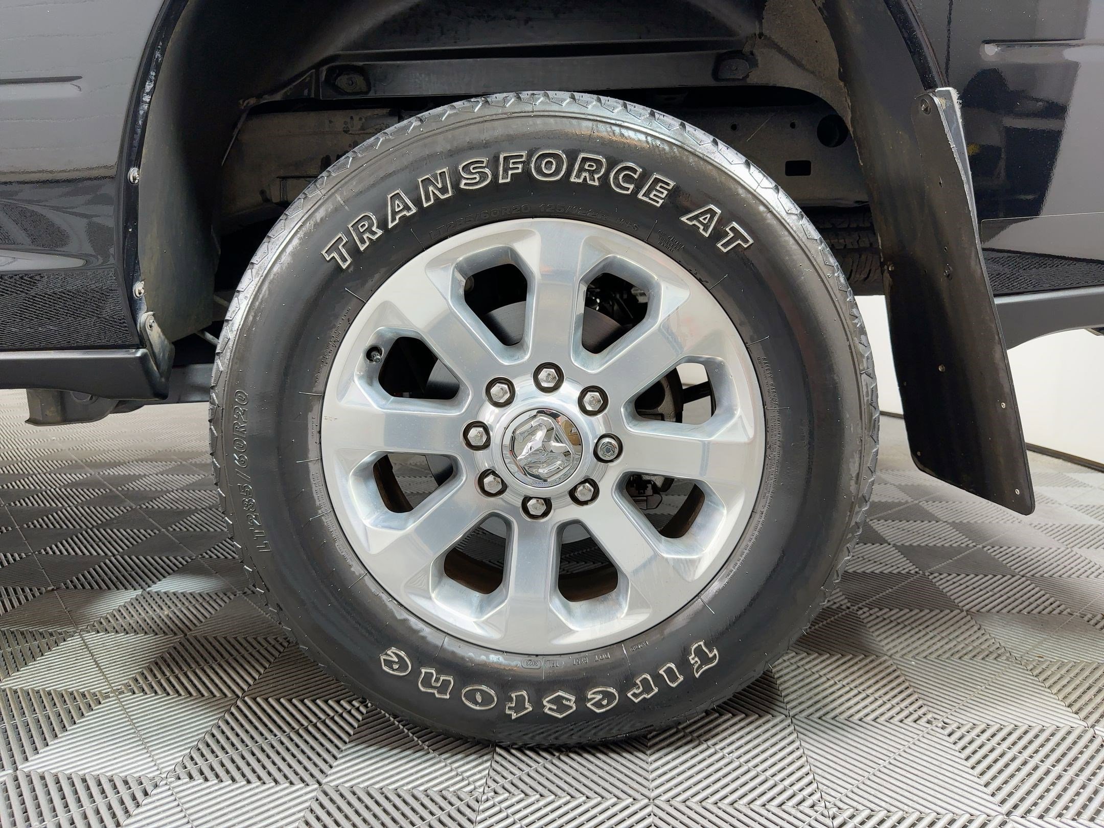 Used 2024 RAM 2500 Laramie w/ Sport Appearance Package image 11