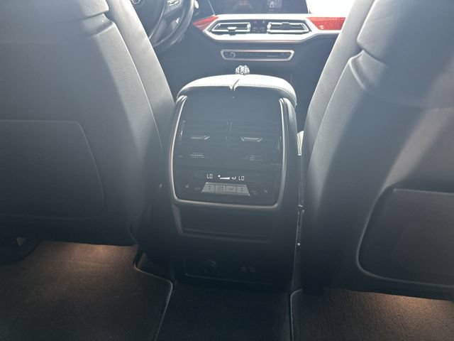 Used 2021 BMW ALPINA XB7 AWD/4WD image 25