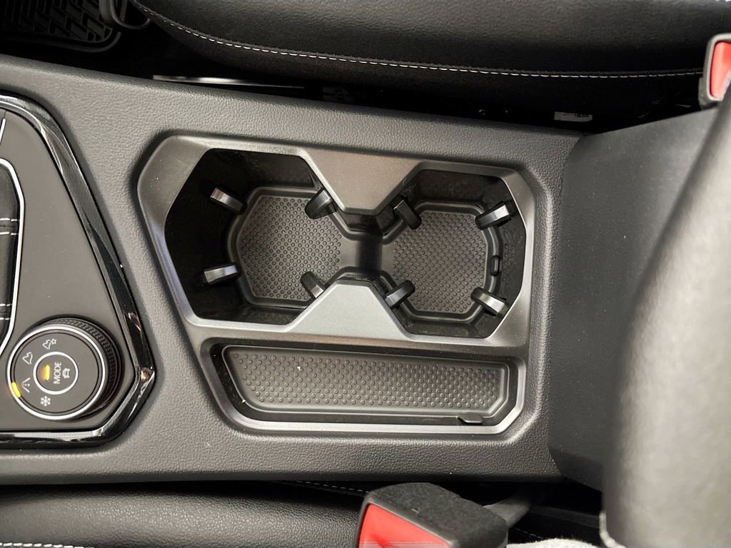 New 2026 Volkswagen Taos SEL AWD/4WD image 15