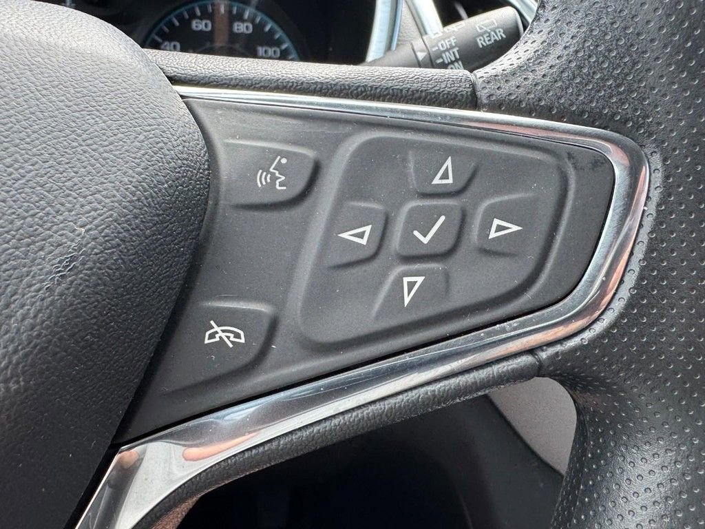 Used 2020 Chevrolet Equinox LS w/ LS Convenience Package image 17