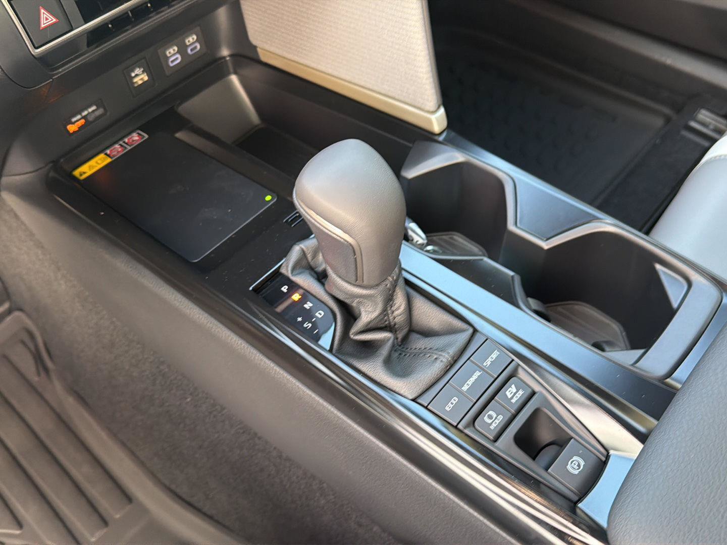 New 2026 Toyota Camry SE FWD image 27