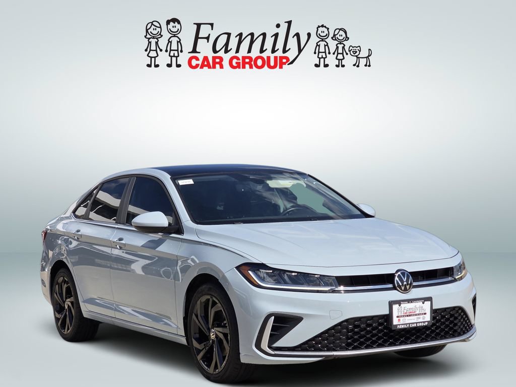 Used 2025 Volkswagen Jetta SE w/ Sunroof Package FWD image 2