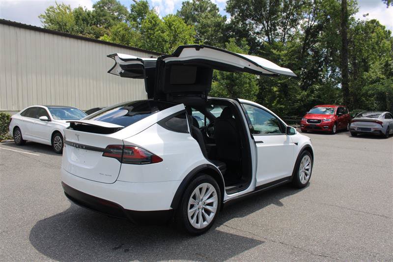 Used 2020 Tesla Model X Long Range AWD/4WD image 7