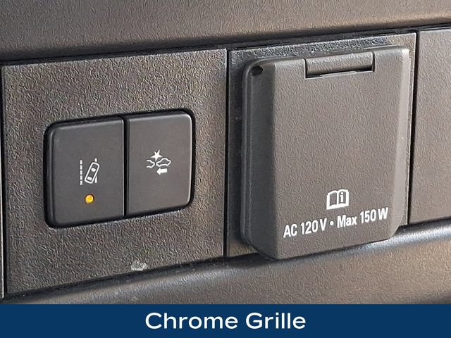 Used 2025 Chevrolet Express 3500 LT w/ LT Preferred Equipment Group RWD image 19