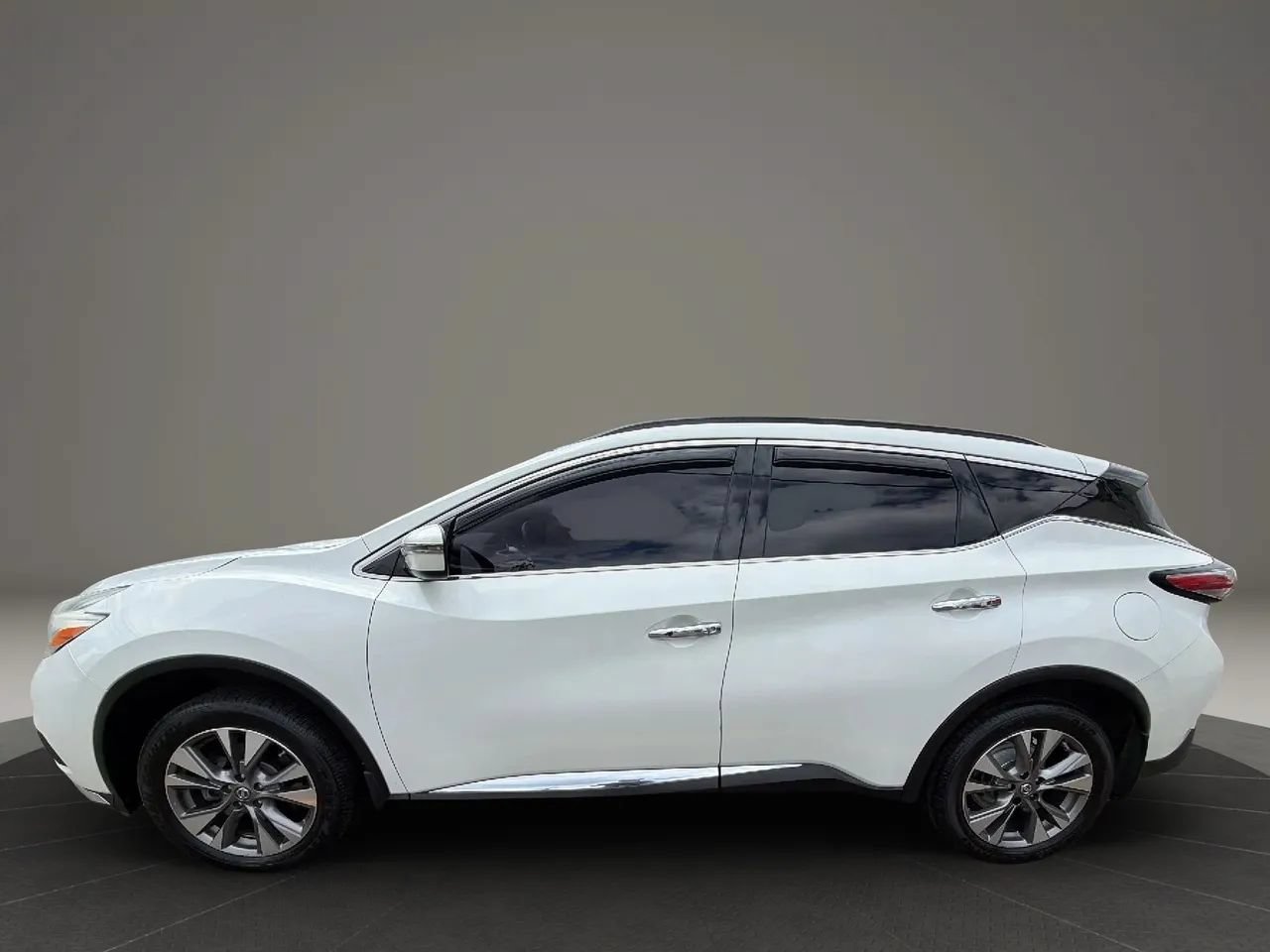 Used 2016 Nissan Murano SV AWD/4WD image 8