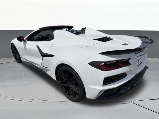 Used 2024 Chevrolet Corvette Z06 RWD image 18
