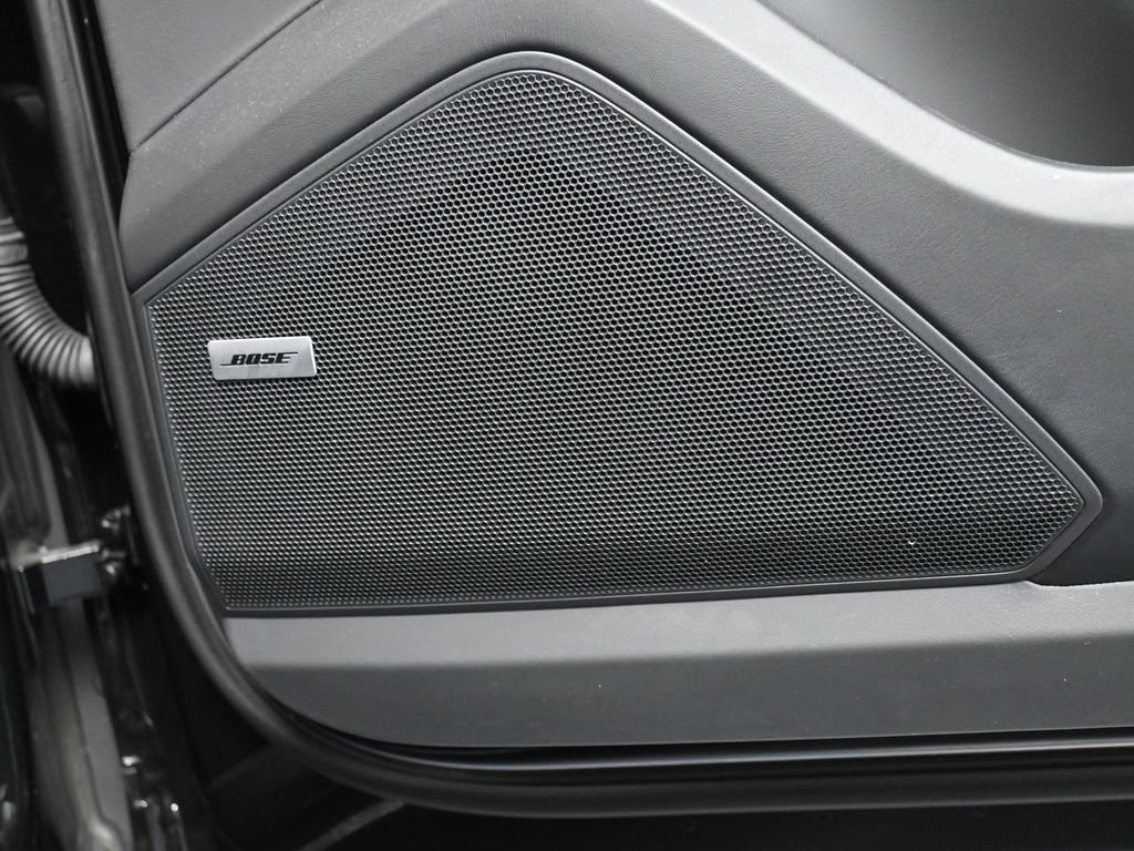 Certified 2025 Porsche Cayenne S AWD/4WD image 30