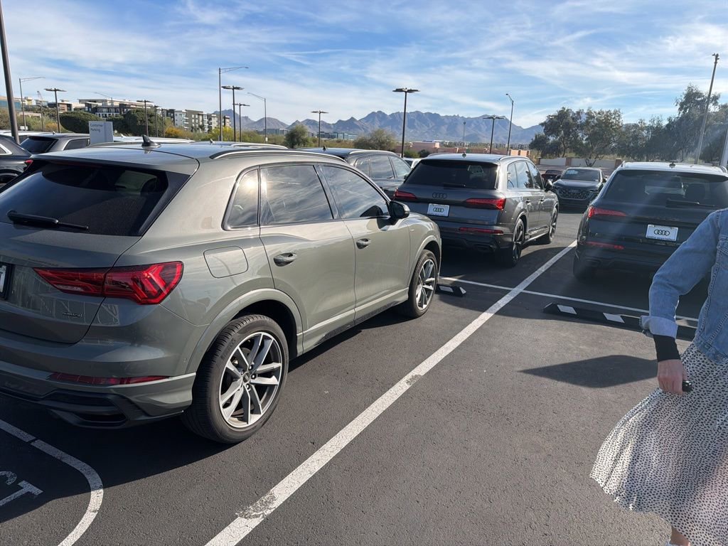 Used 2021 Audi Q3 2.0T Premium Plus AWD/4WD image 5