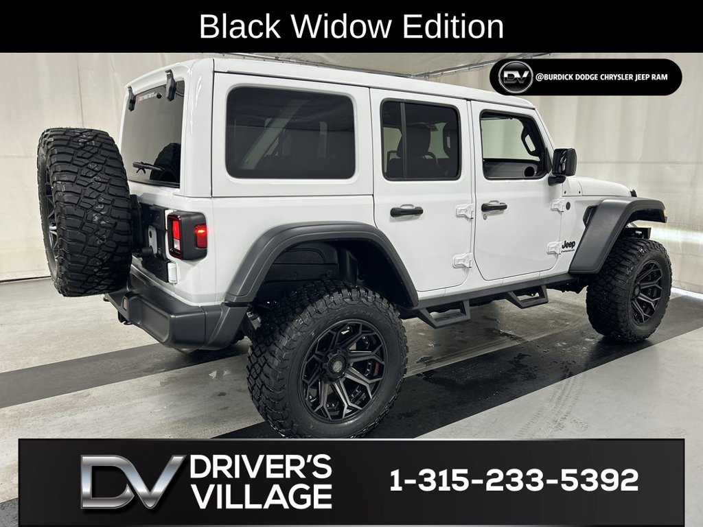 Used 2025 Jeep Wrangler Unlimited Sport AWD/4WD image 2