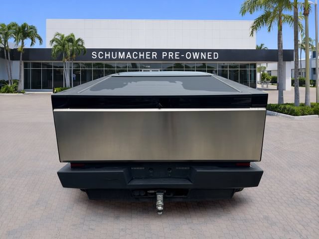 Used 2024 Tesla Cybertruck AWD Crew Cab image 6