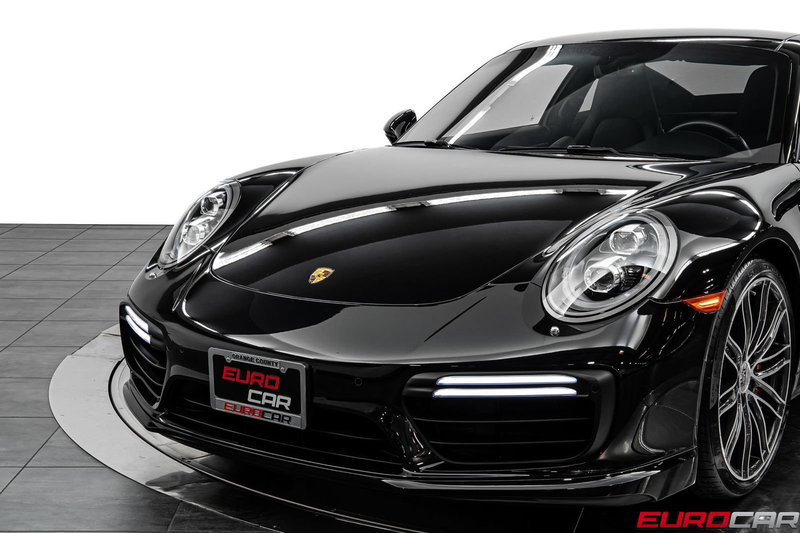 Used 2017 Porsche 911 Turbo AWD/4WD image 13