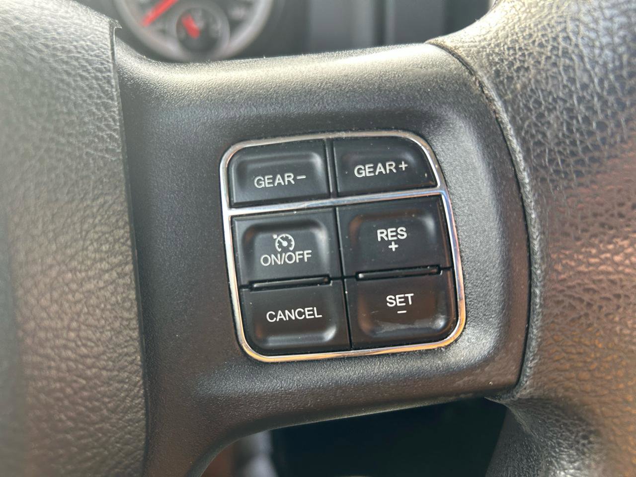 Used 2014 RAM 1500 Classic SLT image 18