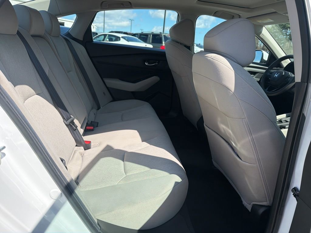 Used 2024 Honda Accord EX image 28