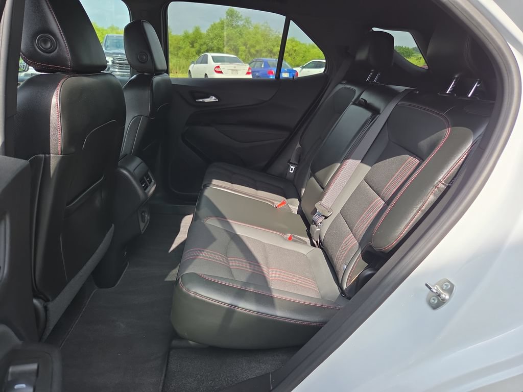 Certified 2024 Chevrolet Equinox RS AWD/4WD image 29