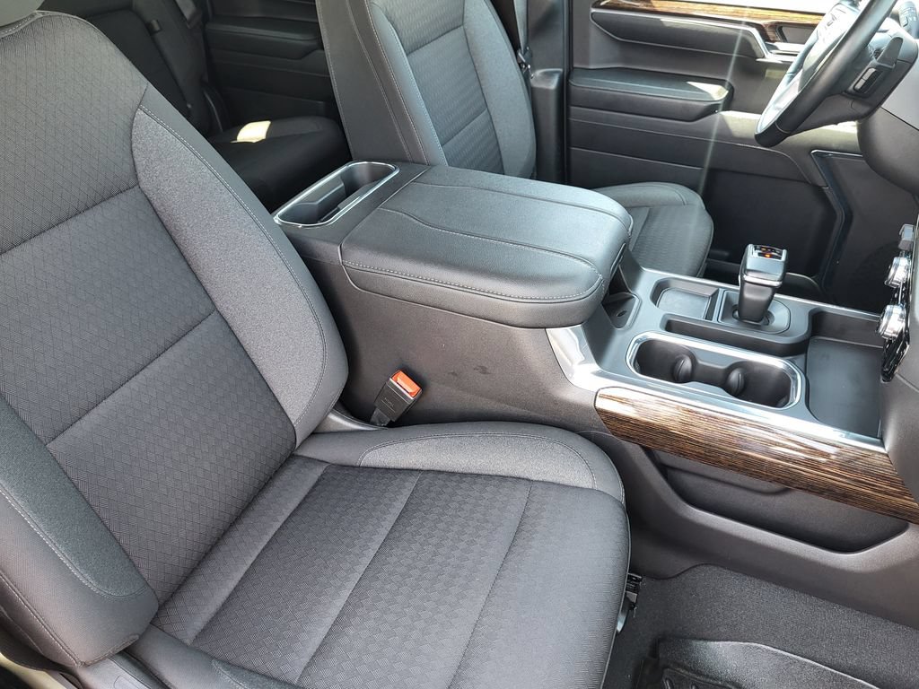 Used 2023 GMC Sierra 1500 Elevation w/ X31 Off-Road Package AWD/4WD image 13
