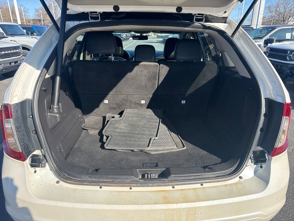 Used 2011 Ford Edge Sport w/ Canadian Touring Pkg image 12